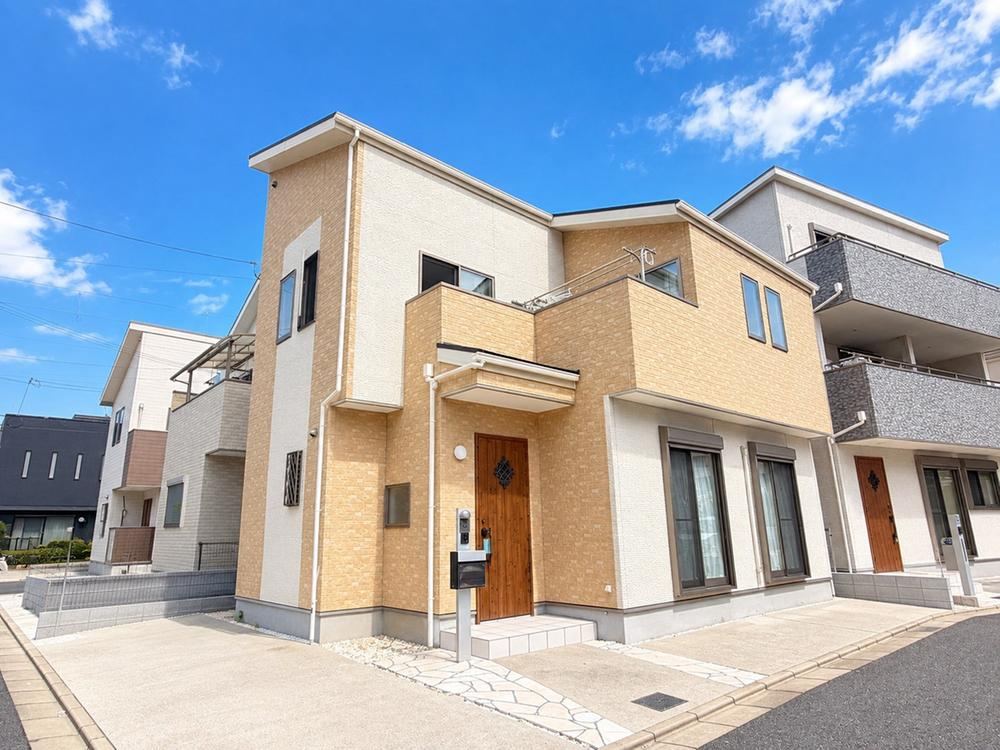 3LDK house in Higashiosaka, Osaka - Photo 1