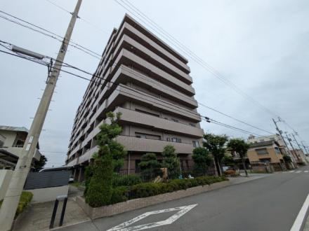 2LDK+S apartment in Takamatsu, Kagawa - Photo 1