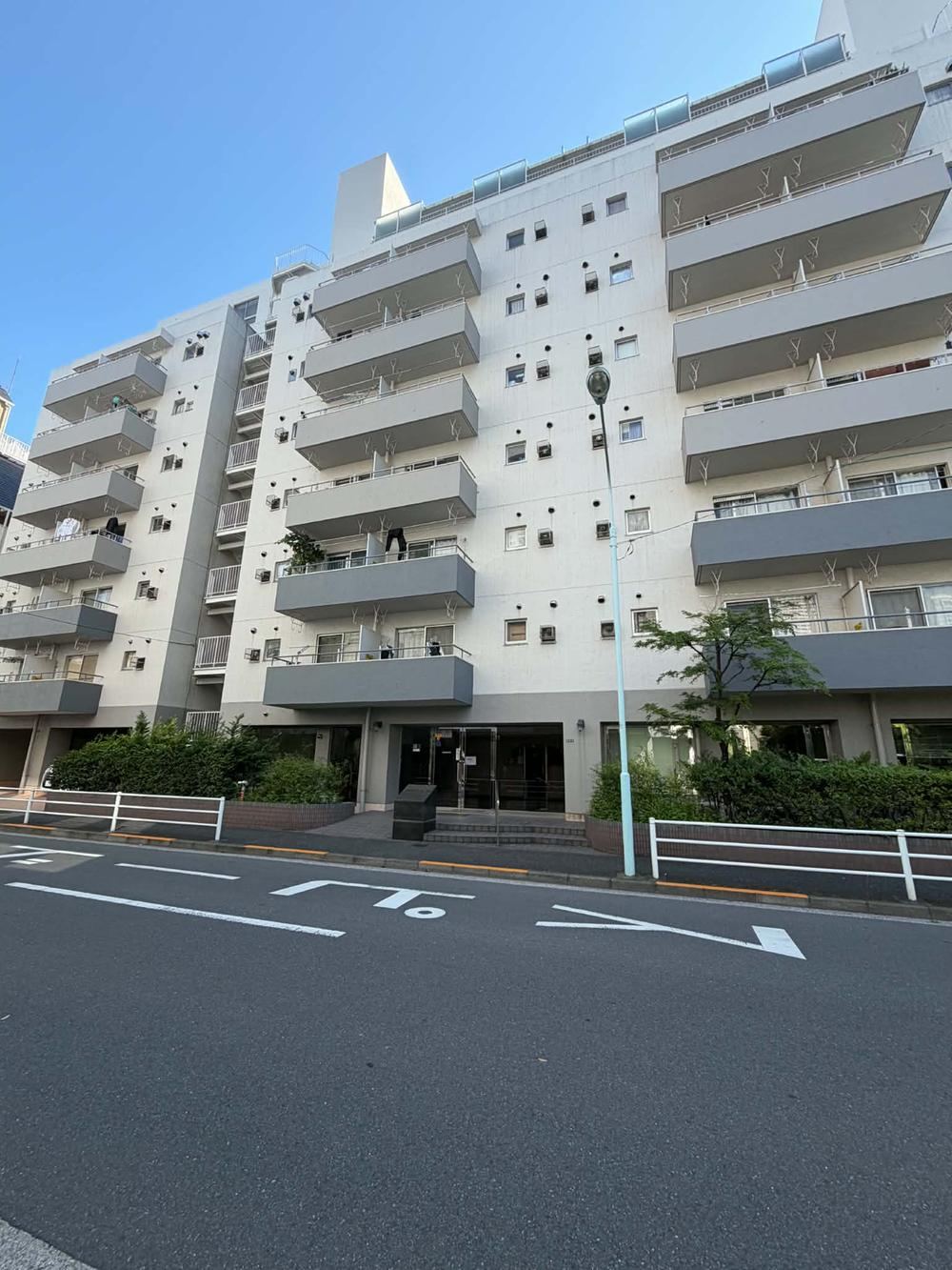 1DK apartment in Chuo Ward, Tokyo - Photo 1