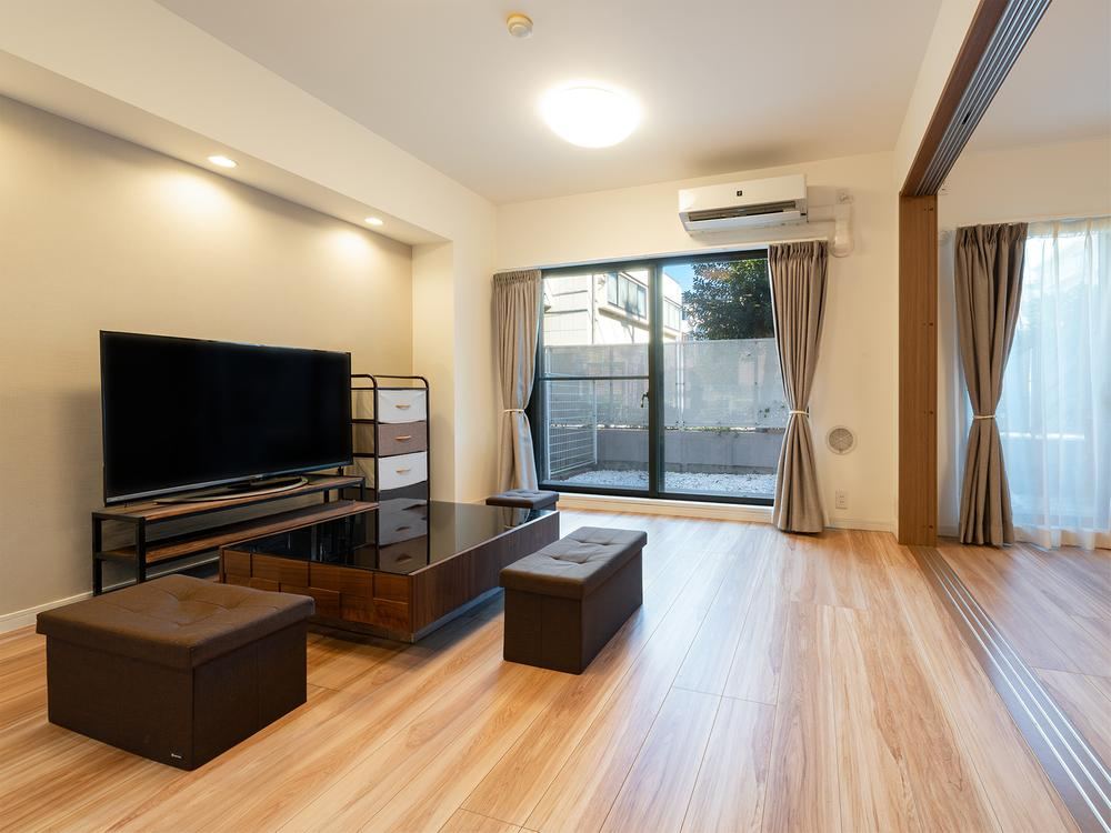 3LDK apartment in Katsushika Ward, Tokyo - Photo 1