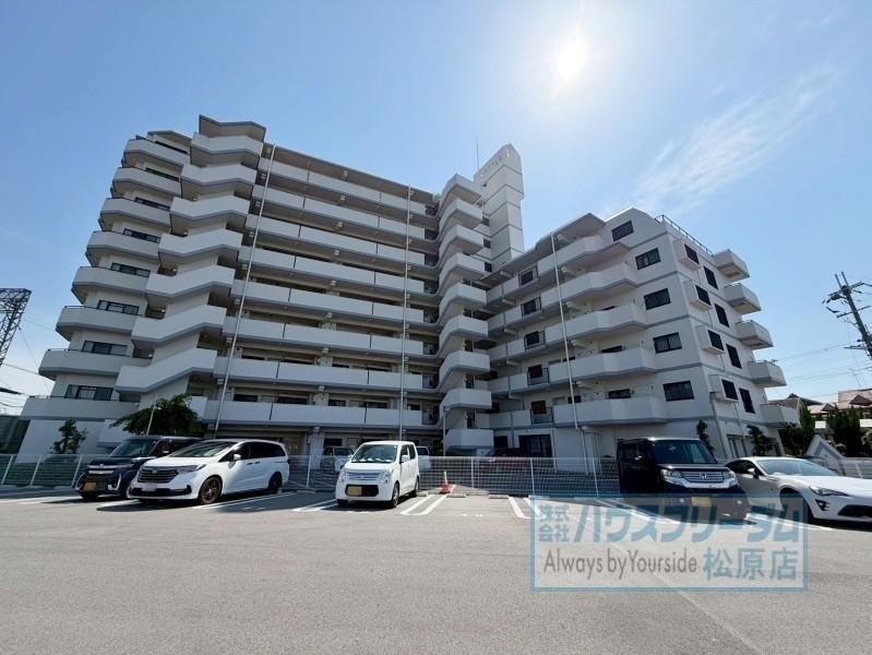 3LDK apartment in Habikino, Osaka - Photo 1