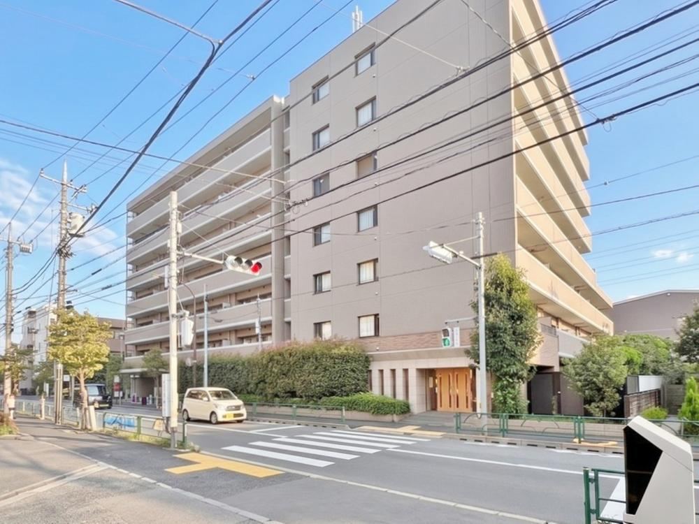 3LDK apartment in Nerima Ward, Tokyo - Photo 1