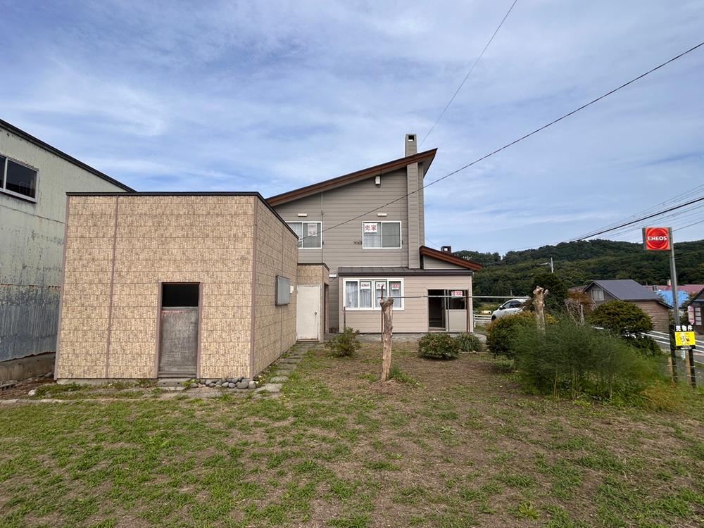 4LDK house in Ishikari, Hokkaido - Photo 1