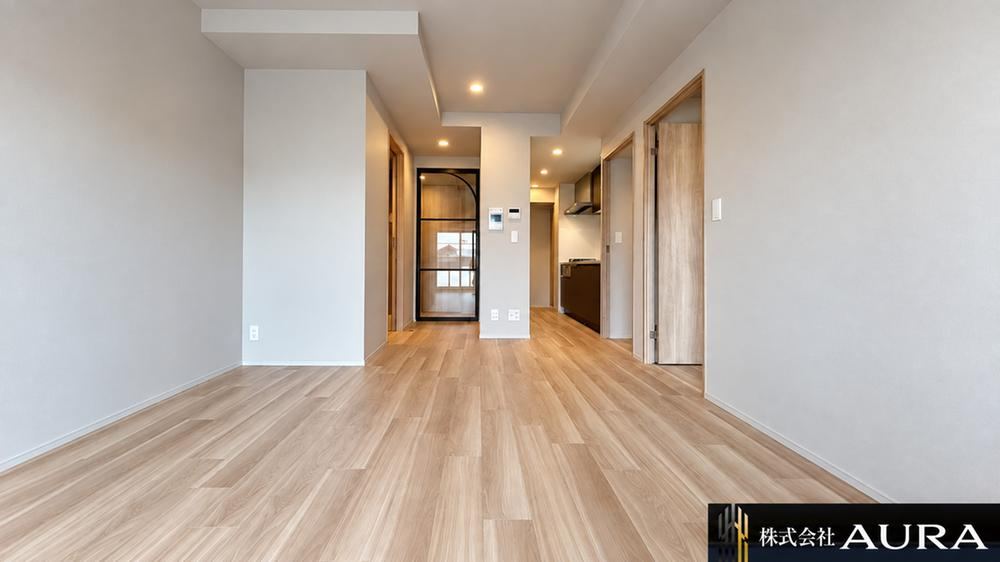 2LDK apartment in Daito, Osaka - Photo 1