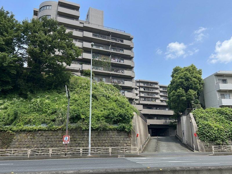 3LDK apartment in Tsurumi Ward, Yokohama, Kanagawa - Photo 1