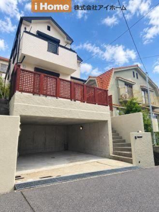 4LDK house in Higashinada Ward, Kobe, Hyogo - Photo 1