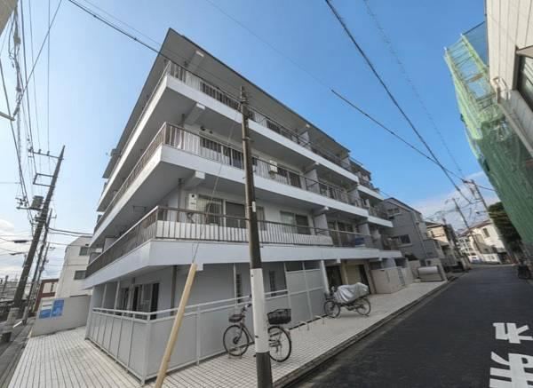 2LDK apartment in Ota Ward, Tokyo - Photo 1