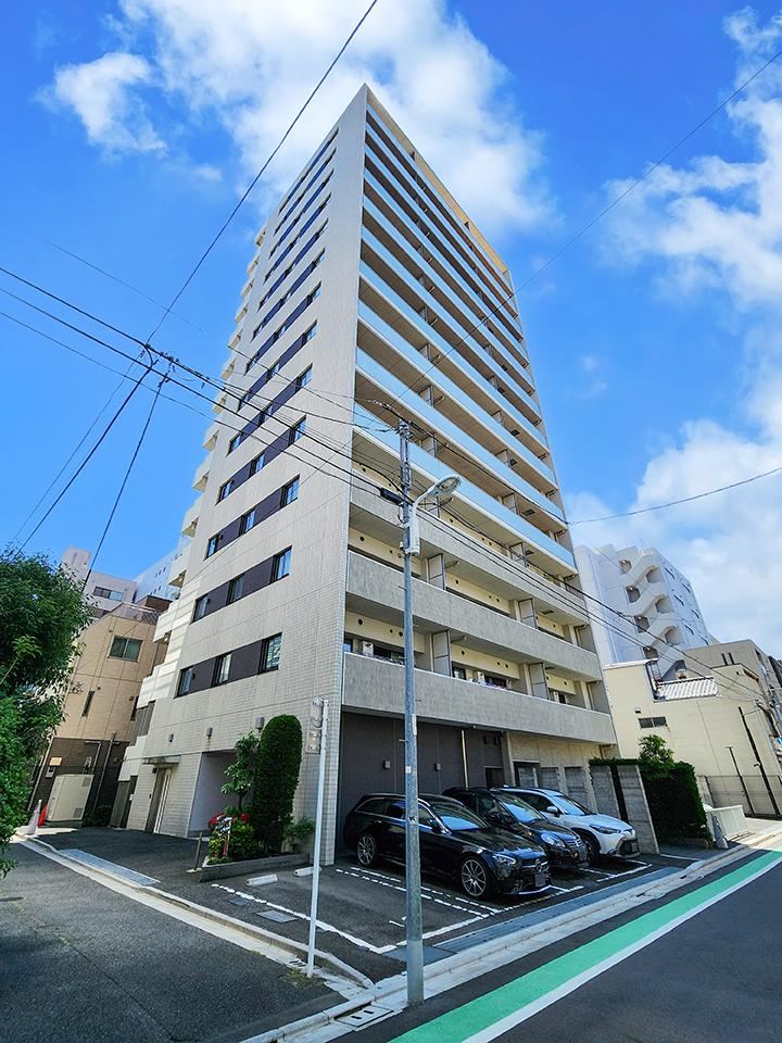 2LDK apartment in Taito Ward, Tokyo - Photo 1