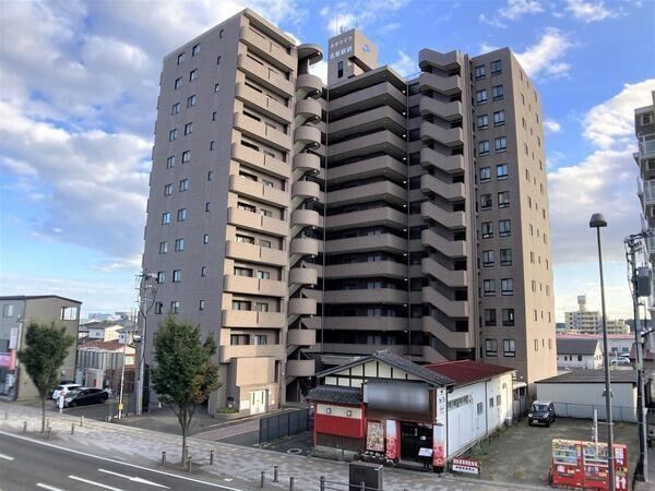 4LDK apartment in Natori, Miyagi - Photo 1