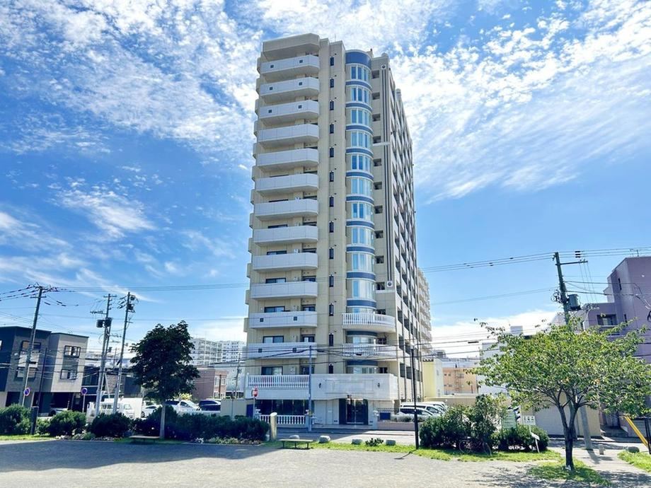3LDK apartment in Higashi Ward, Sapporo, Hokkaido - Photo 1