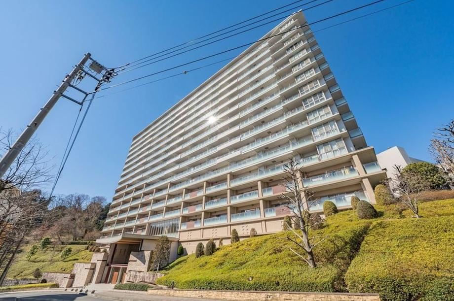 3LDK apartment in Totsuka Ward, Yokohama, Kanagawa - Photo 1