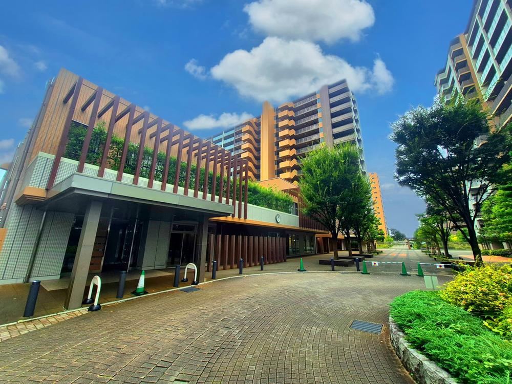 4LDK apartment in Narashino, Chiba - Photo 1