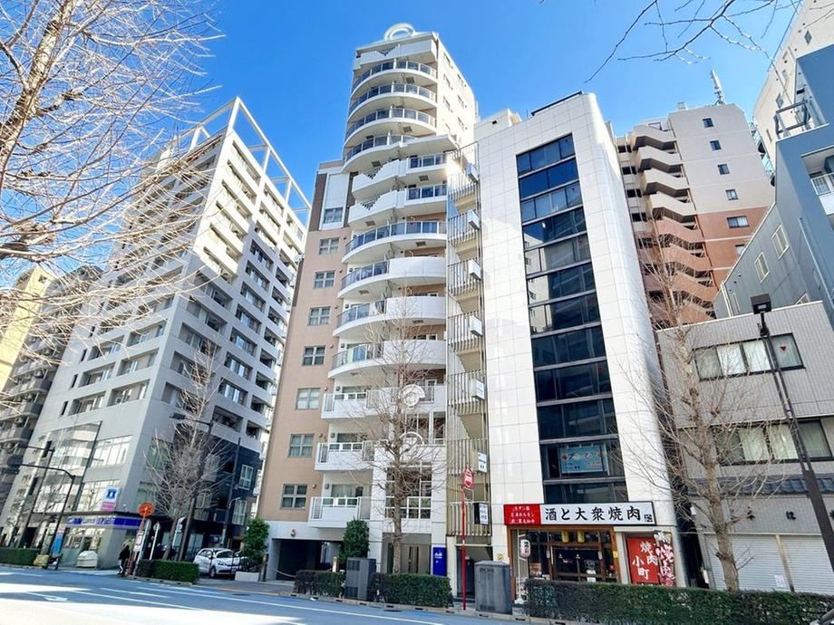 2LDK apartment in Chuo Ward, Tokyo - Photo 1