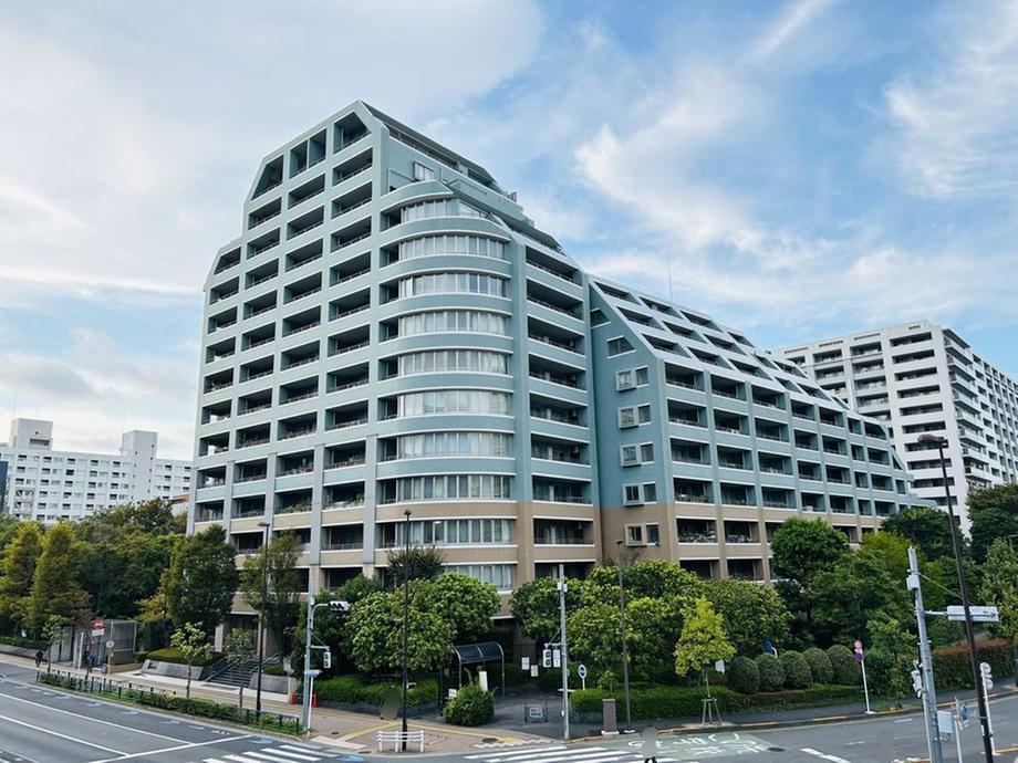 3LDK apartment in Koto Ward, Tokyo - Photo 1