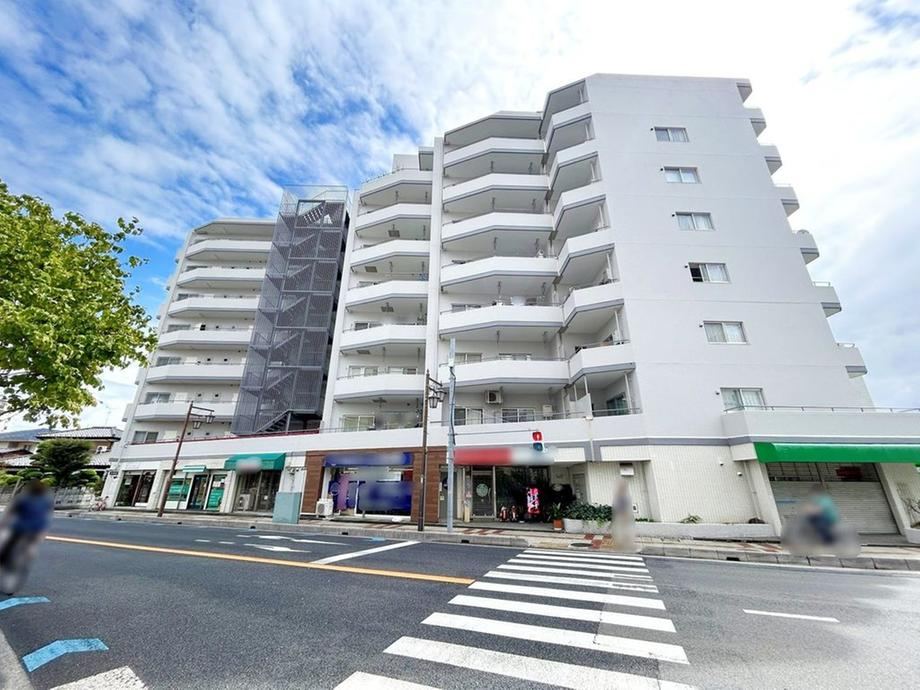 3LDK apartment in Warabi, Saitama - Photo 1
