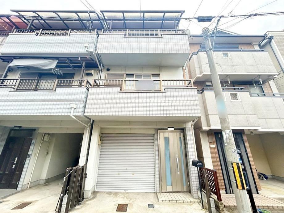 4DK house in Higashiosaka, Osaka - Photo 1