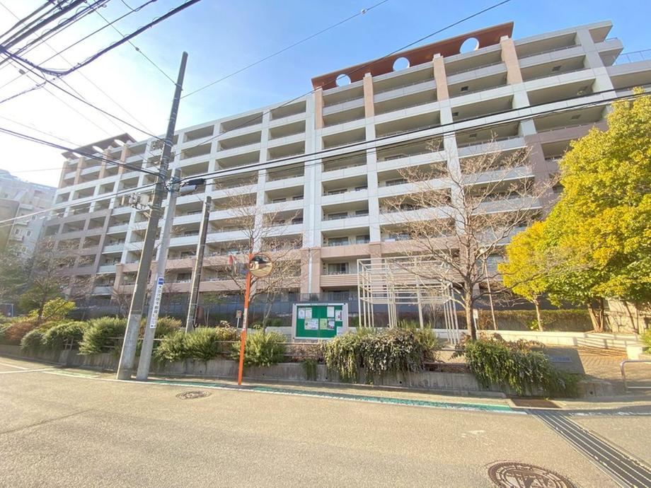 3LDK apartment in Aoba Ward, Yokohama, Kanagawa - Photo 1