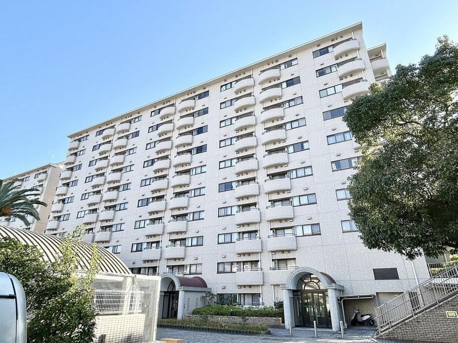3LDK apartment in Kanazawa Ward, Yokohama, Kanagawa - Photo 1