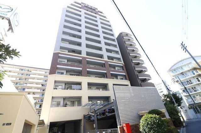 3LDK apartment in Nishi Ward, Osaka - Photo 1