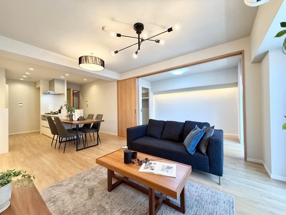 3LDK apartment in Chuo Ward, Osaka - Photo 1