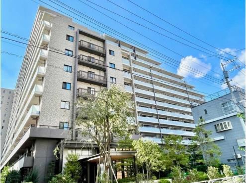 3LDK apartment in Koto Ward, Tokyo - Photo 1