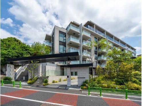 3LDK apartment in Setagaya Ward, Tokyo - Photo 1