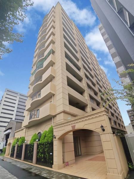 3LDK apartment in Kawasaki Ward, Kawasaki, Kanagawa - Photo 1
