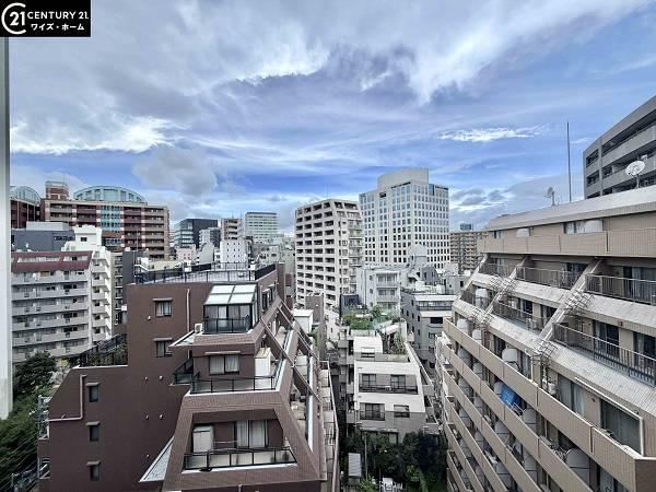1LDK apartment in Shibuya Ward, Tokyo - Photo 1