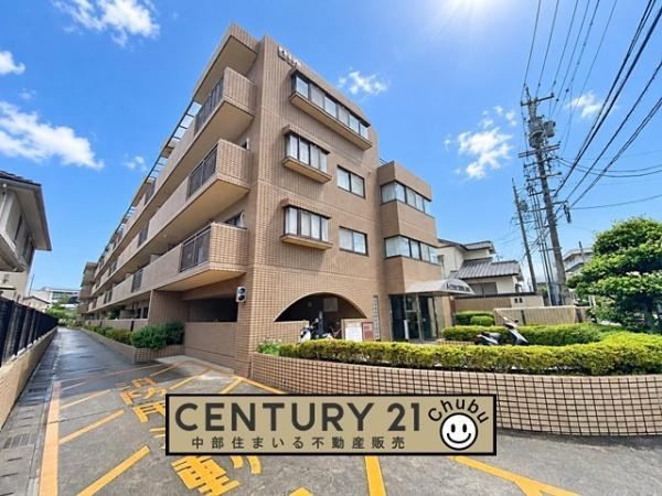 3LDK apartment in Toyota, Aichi - Photo 1