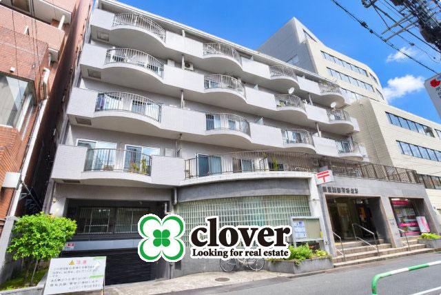 2LDK apartment in Shinjuku Ward, Tokyo - Photo 1