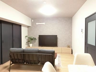 4LDK apartment in Suita, Osaka - Photo 1