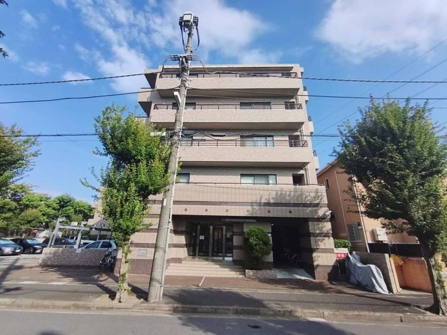 3LDK apartment in Soka, Saitama - Photo 1