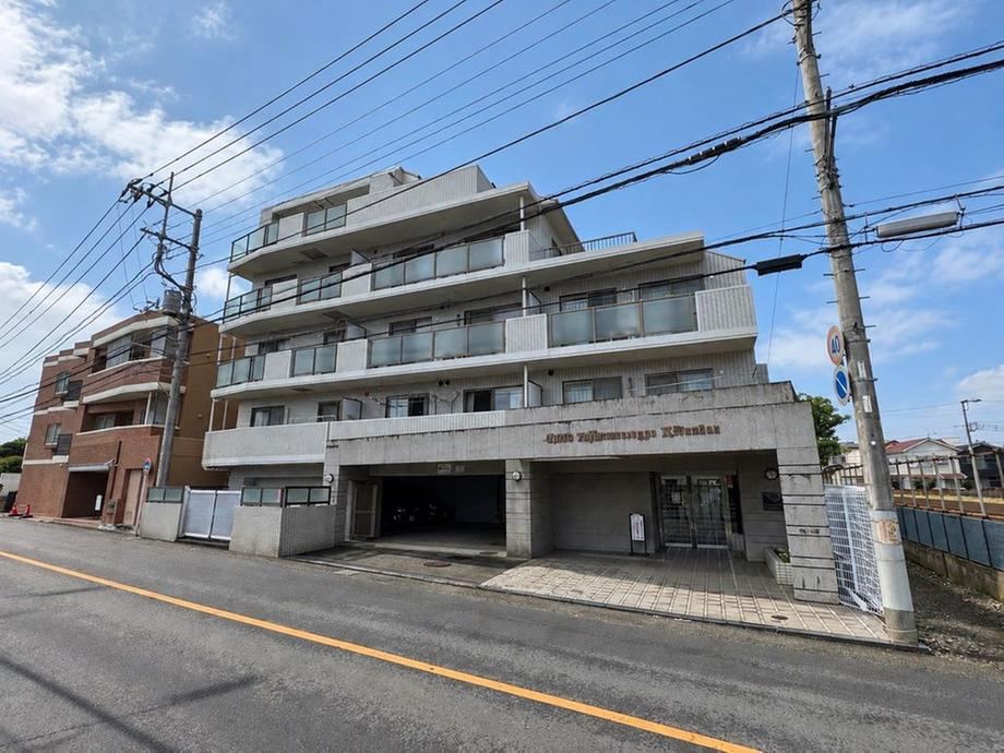 1LDK+S apartment in Fujisawa, Kanagawa - Photo 1