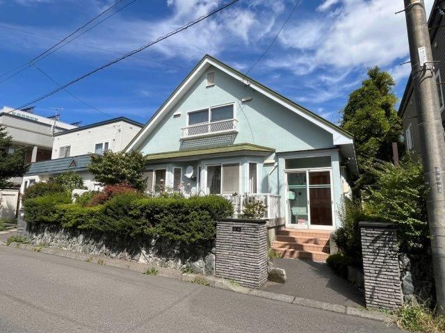 186 m² land in Higashi Ward, Sapporo, Hokkaido - Photo 1