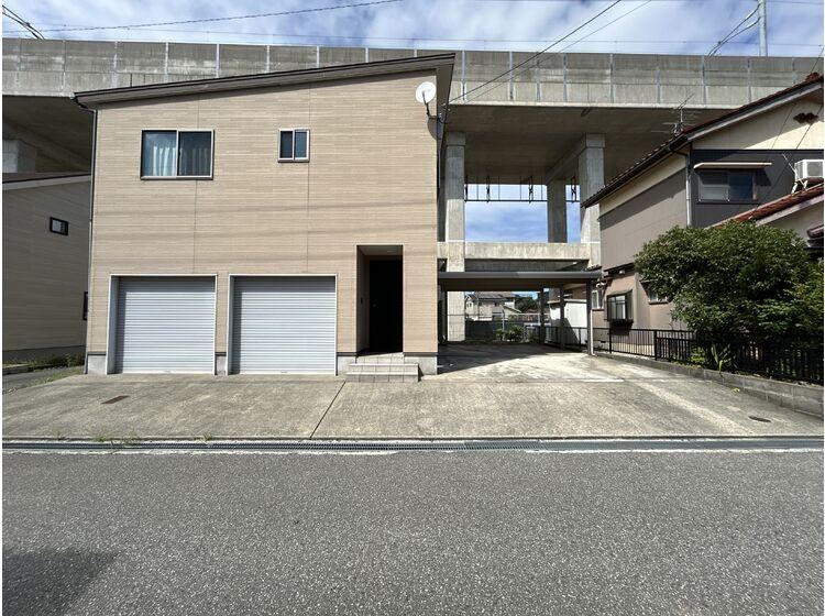 3LDK house in Toyama, Toyama - Photo 1