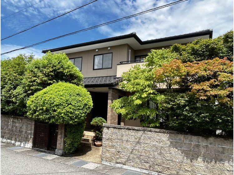 8LDK house in Toyama, Toyama - Photo 1