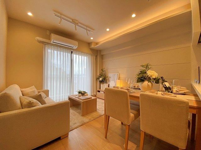 2LDK apartment in Arakawa Ward, Tokyo - Photo 1