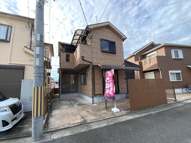 4LDK house in Izumi, Osaka - Photo 1