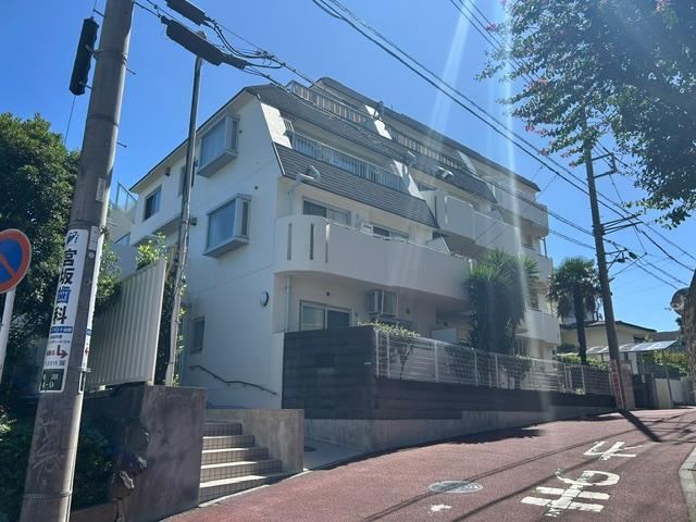 2DK+S apartment in Chigasaki, Kanagawa - Photo 1