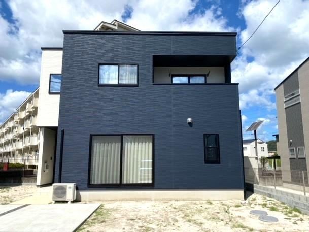 3LDK house in Mihara, Hiroshima - Photo 1