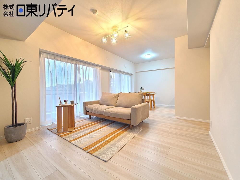4LDK apartment in Minami Ward, Hiroshima - Photo 1