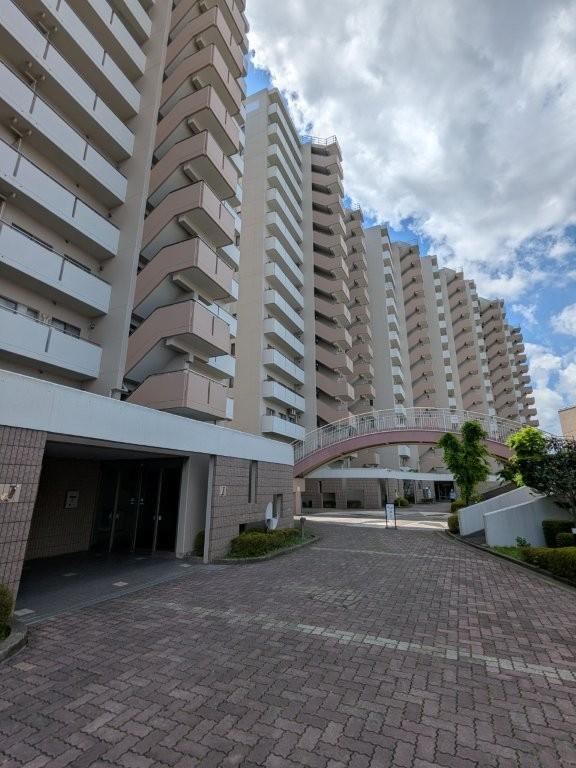 3LDK apartment in Utsunomiya, Tochigi - Photo 1