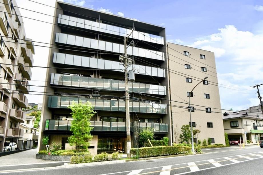 3LDK apartment in Minami Ward, Yokohama, Kanagawa - Photo 1