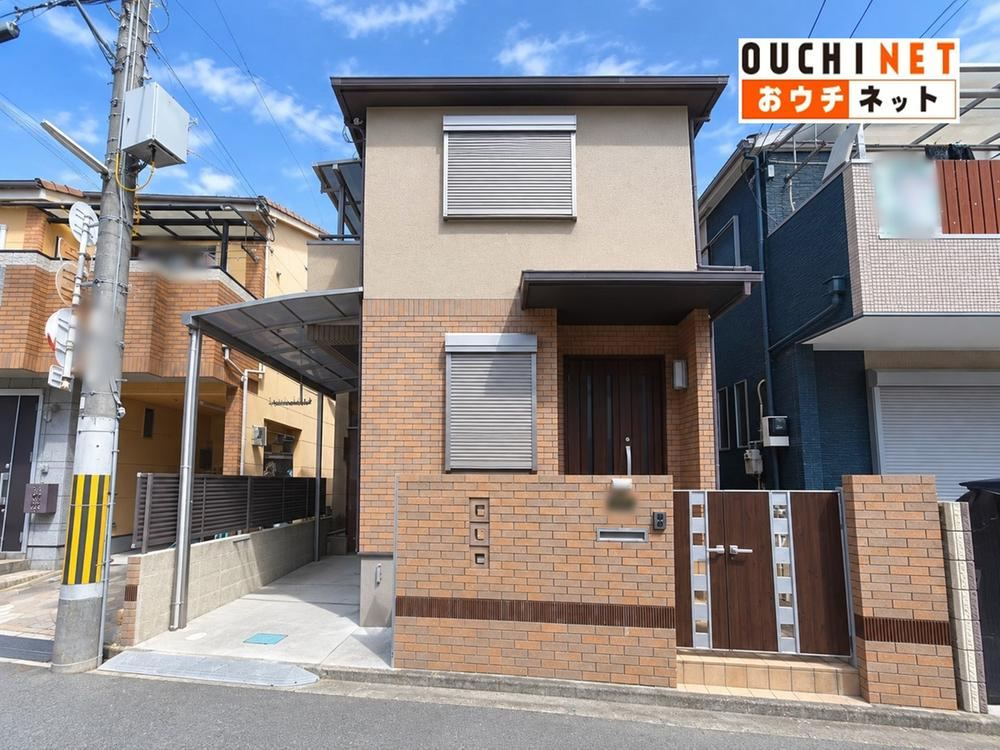 4LDK house in Yao, Osaka - Photo 1