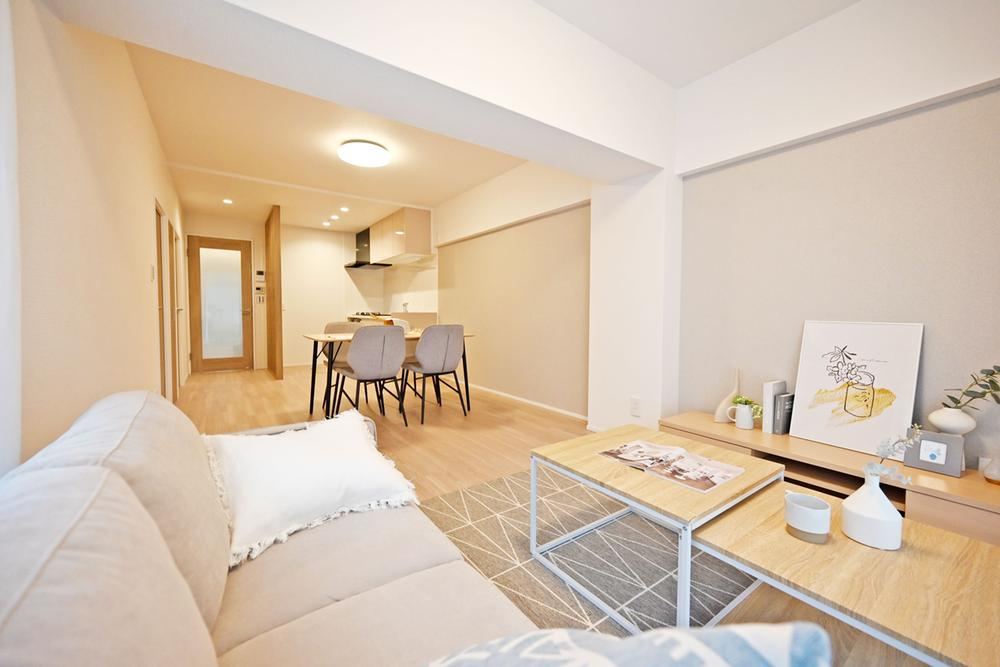 2LDK+S apartment in Itami, Hyogo - Photo 1