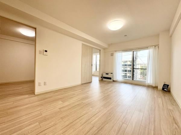 2LDK+S apartment in Chuo Ward, Sapporo, Hokkaido - Photo 1