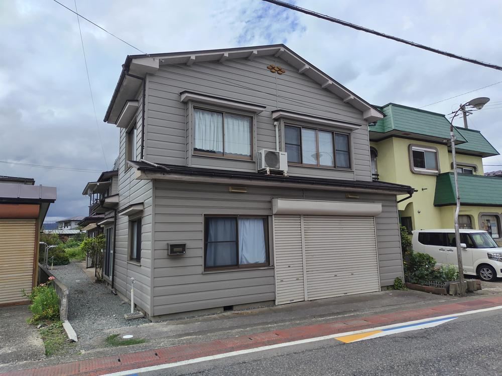 9LDK house in Hanamaki, Iwate - Photo 1