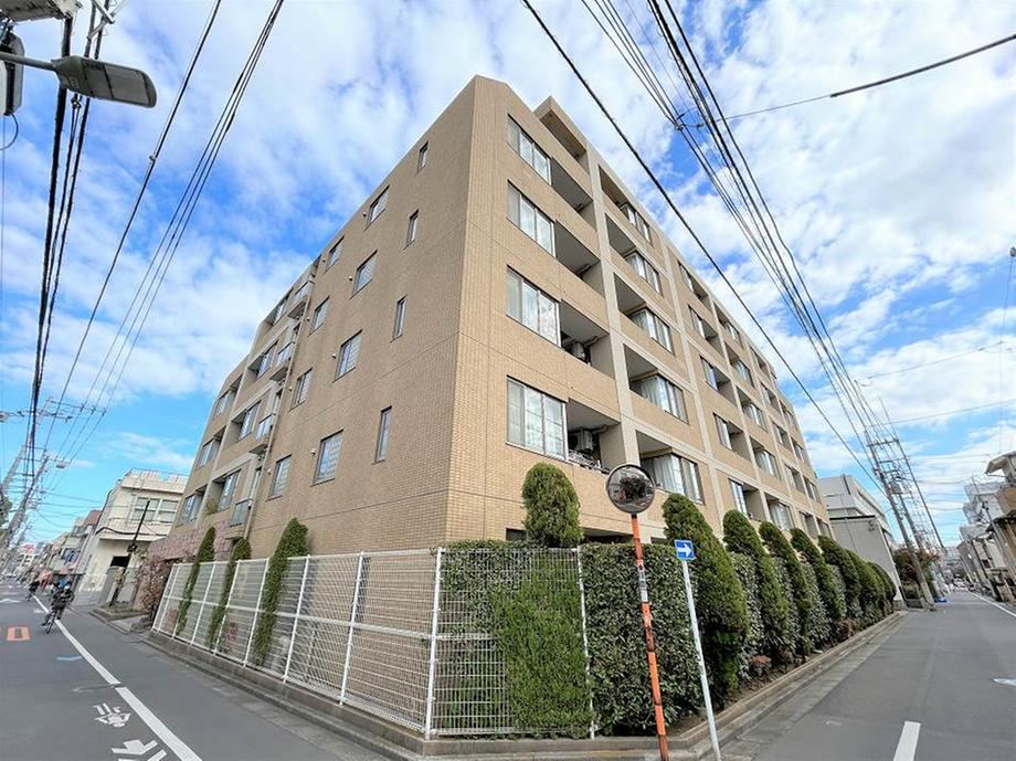 3LDK apartment in Ota Ward, Tokyo - Photo 1