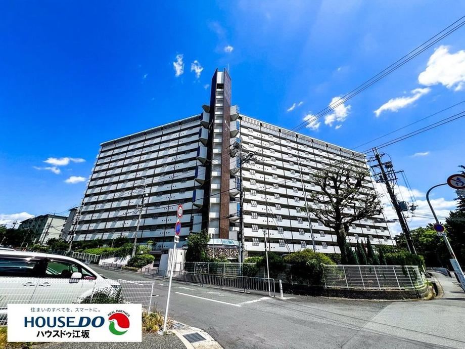 3LDK apartment in Suita, Osaka - Photo 1