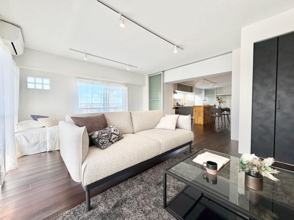 1LDK apartment in Nakano Ward, Tokyo - Photo 1